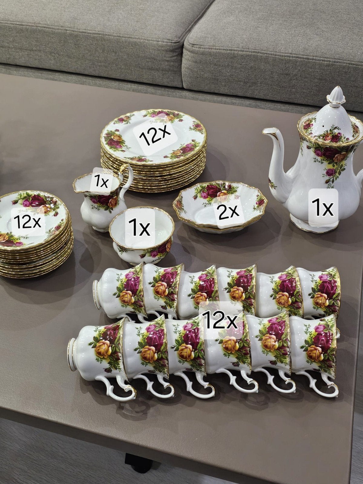 Royal Albert Tafel service, Antiek en Kunst, Antiek | Servies compleet, Ophalen