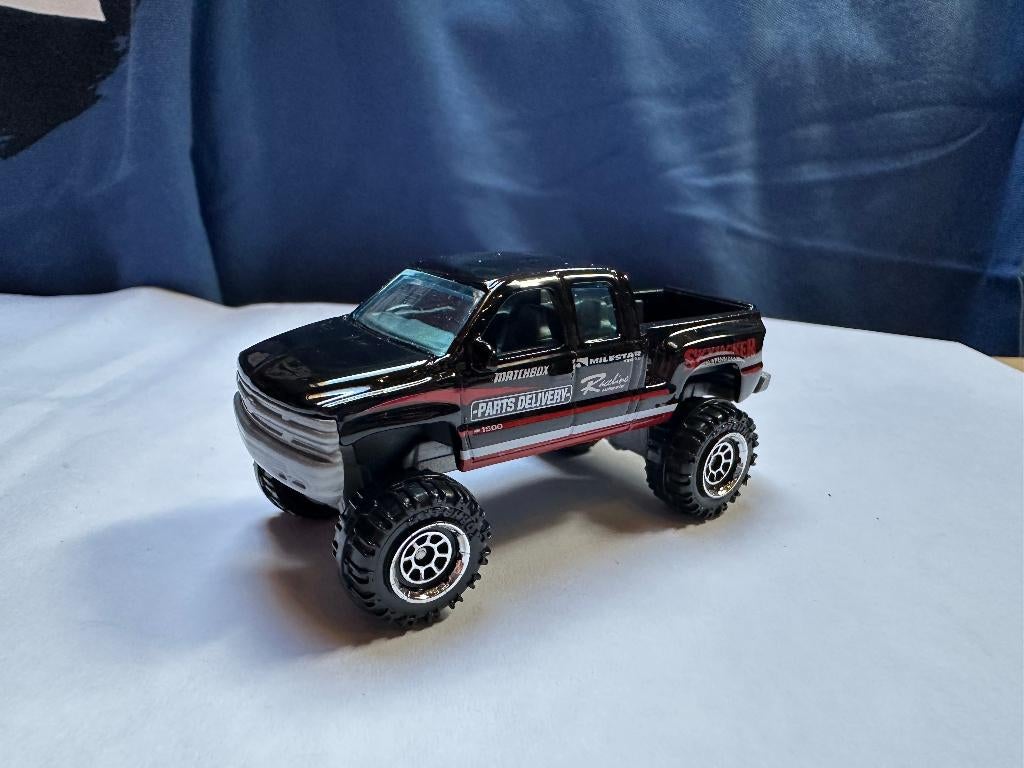 Matchbox 1999 Chevy Silverado 4x4, Ophalen of Verzenden, Nieuw, Auto