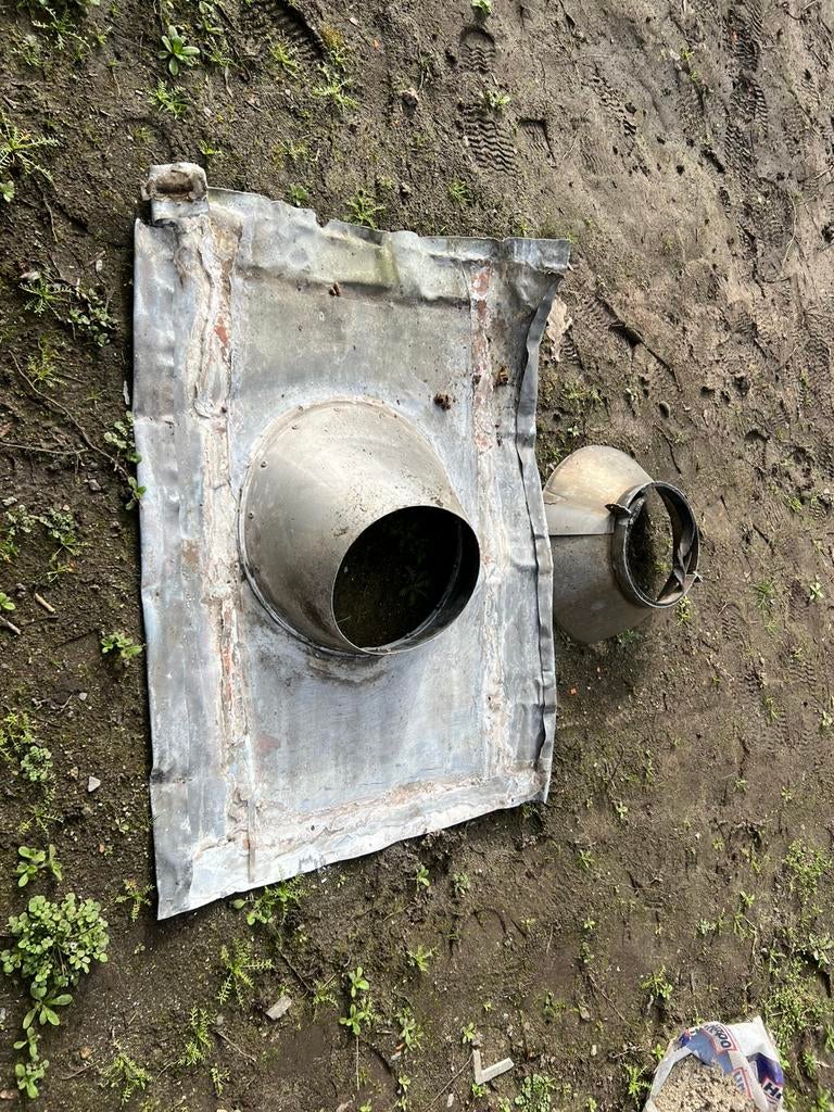 Loden slabbe dakdoorvoer, Doe-het-zelf en Bouw, Dakpannen en Dakbedekking, Ophalen, Gebruikt