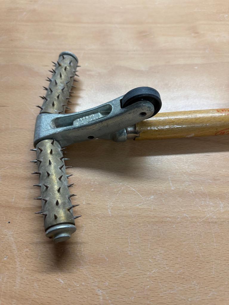 BEHANGPERFORATOR PRIKKER MOEITELOOS DIK BEHANG VERWIJDEREN, Ophalen, Gebruikt, Overige typen