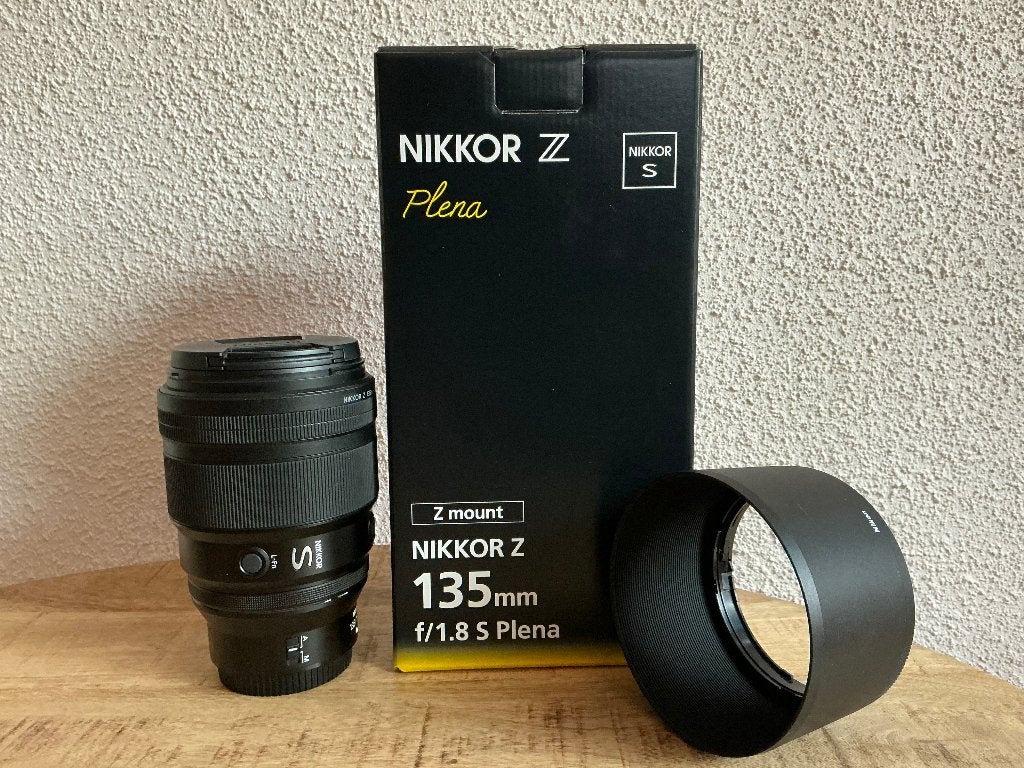 Nikon NIKKOR Z 135mm f/1.8 S Plena – als nieuw, TV, Hi-fi & Vidéo, Monture Nikon Z, Enlèvement ou Envoi, Autofocus, Comme neuf