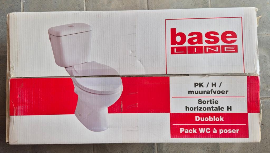 Baseline duoblok toilet met muurafvoer, Ophalen, Nieuw, Steen, Toilet