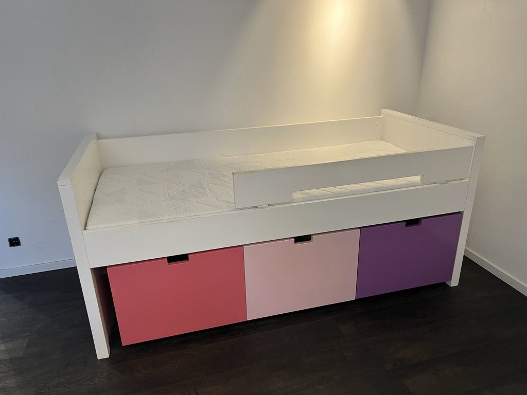 Bopita slaapkamer * hoog eenpersoonsbed roze paars, Enlèvement, Utilisé, Sommier à lattes