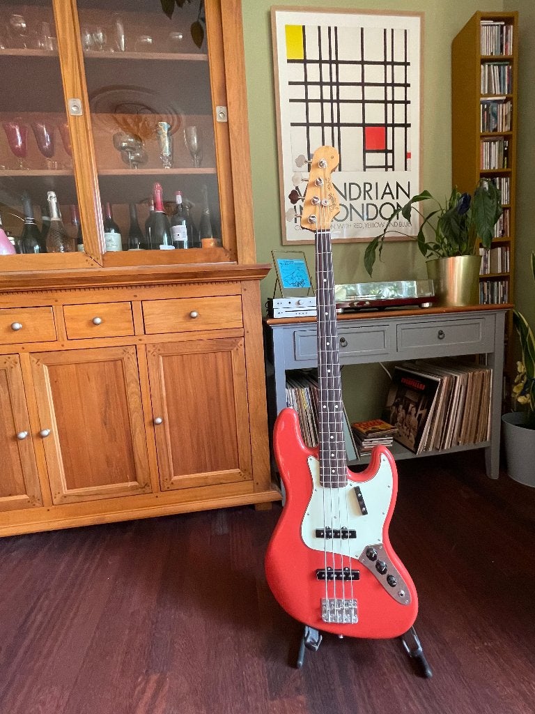 fender vintera II '60's Jazz Bass Fiesta red, Ophalen, Zo goed als nieuw, Elektrisch