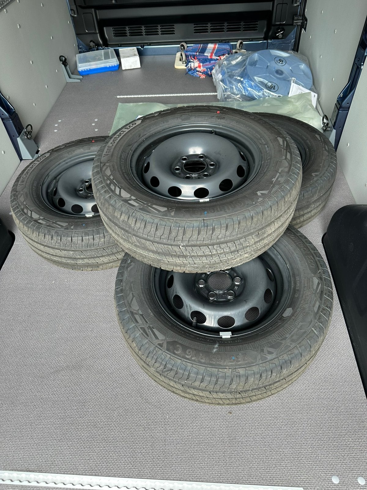 4x nieuwe originele 2026 Ford Transit velgen, banden., Auto-onderdelen, Ophalen, Bestelwagen, Band(en)