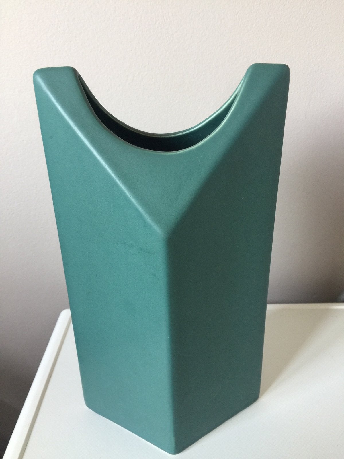 Groene middelgrote vintage vaas, Maison & Meubles, Accessoires pour la Maison | Porte-journaux & Porte-revues, Enlèvement ou Envoi