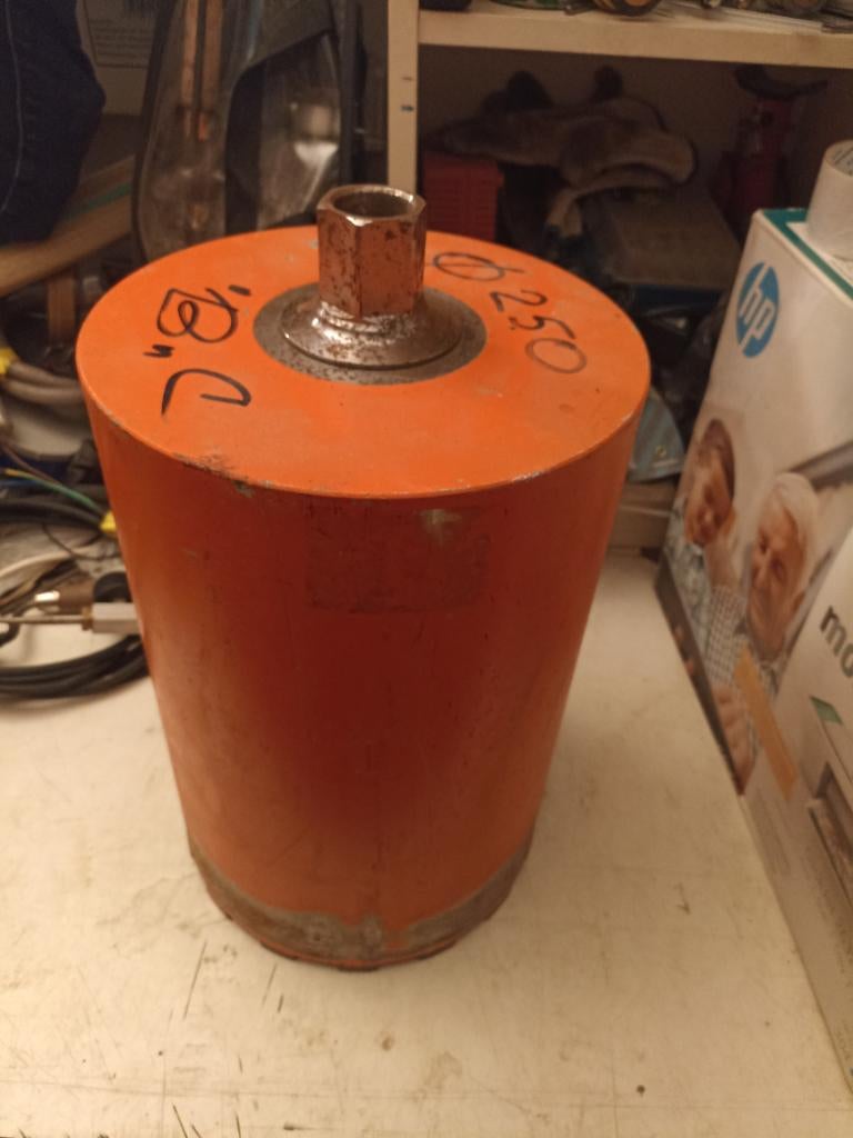 250 mm Spit diamantkroon, hilti, Ophalen of Verzenden, Zo goed als nieuw