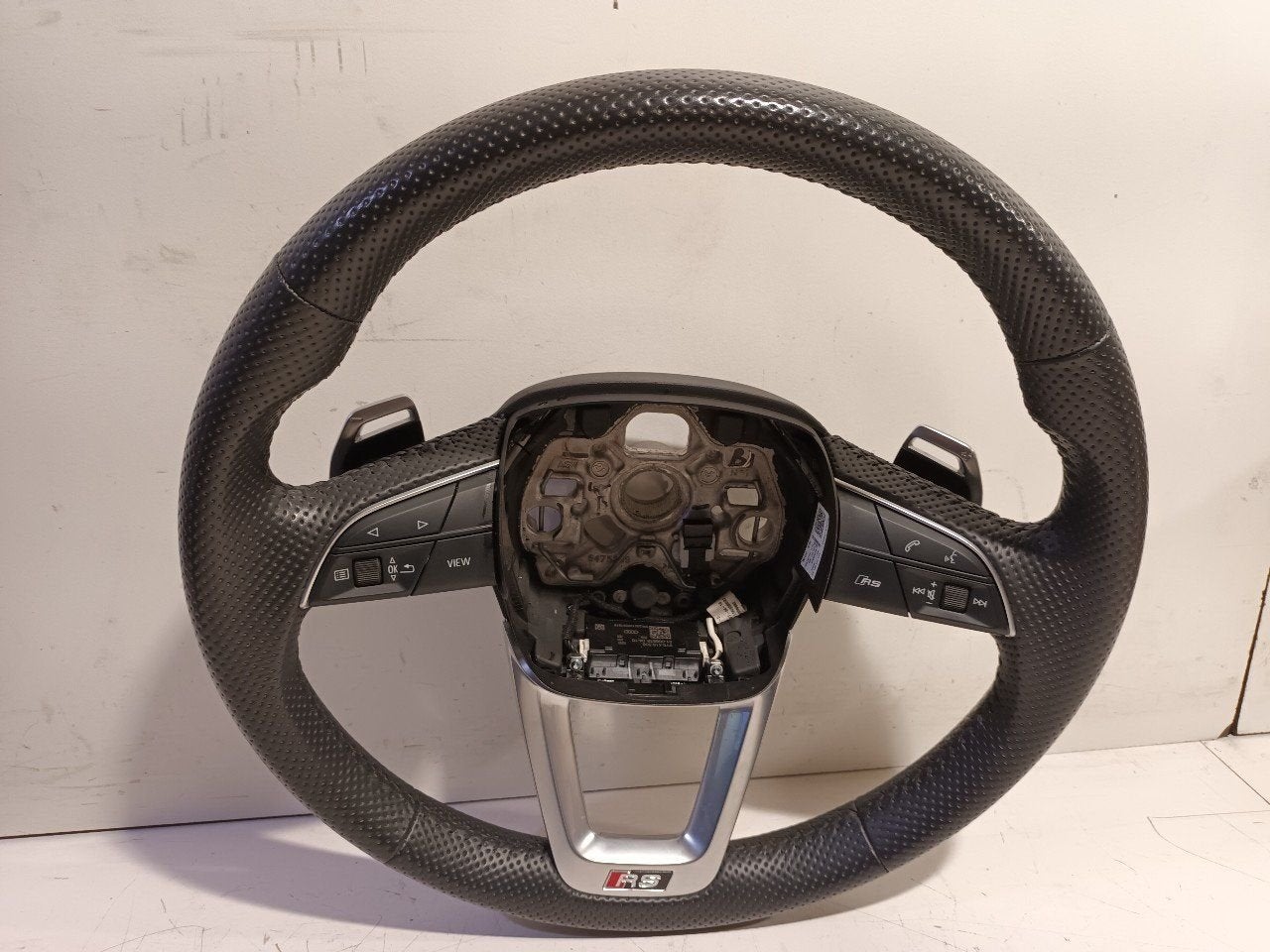 Stuur Audi RS 3, Onderdelen@venauto.nl, Van der Ven Autorecycling B.V., Ettenseweg 76, 4706 PB Roosendaal, The Netherlands, Enlèvement ou Envoi