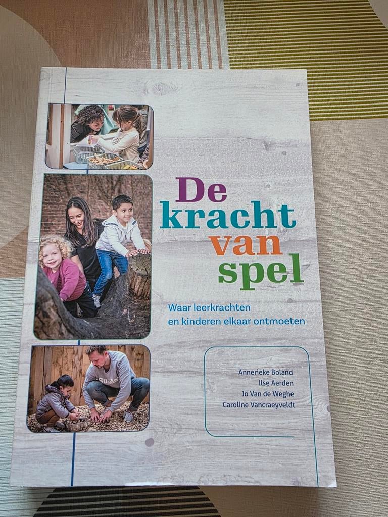Pakketje boeken kleuteronderwijs, Ophalen