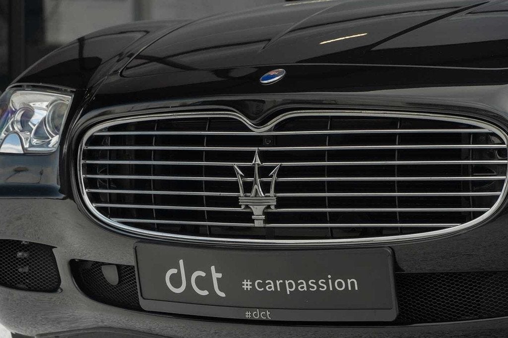 Maserati Quattroporte 4.2i V8 *First Owner* Sunroof, Cuir, Euro 5, 4 portes, 2065 kg