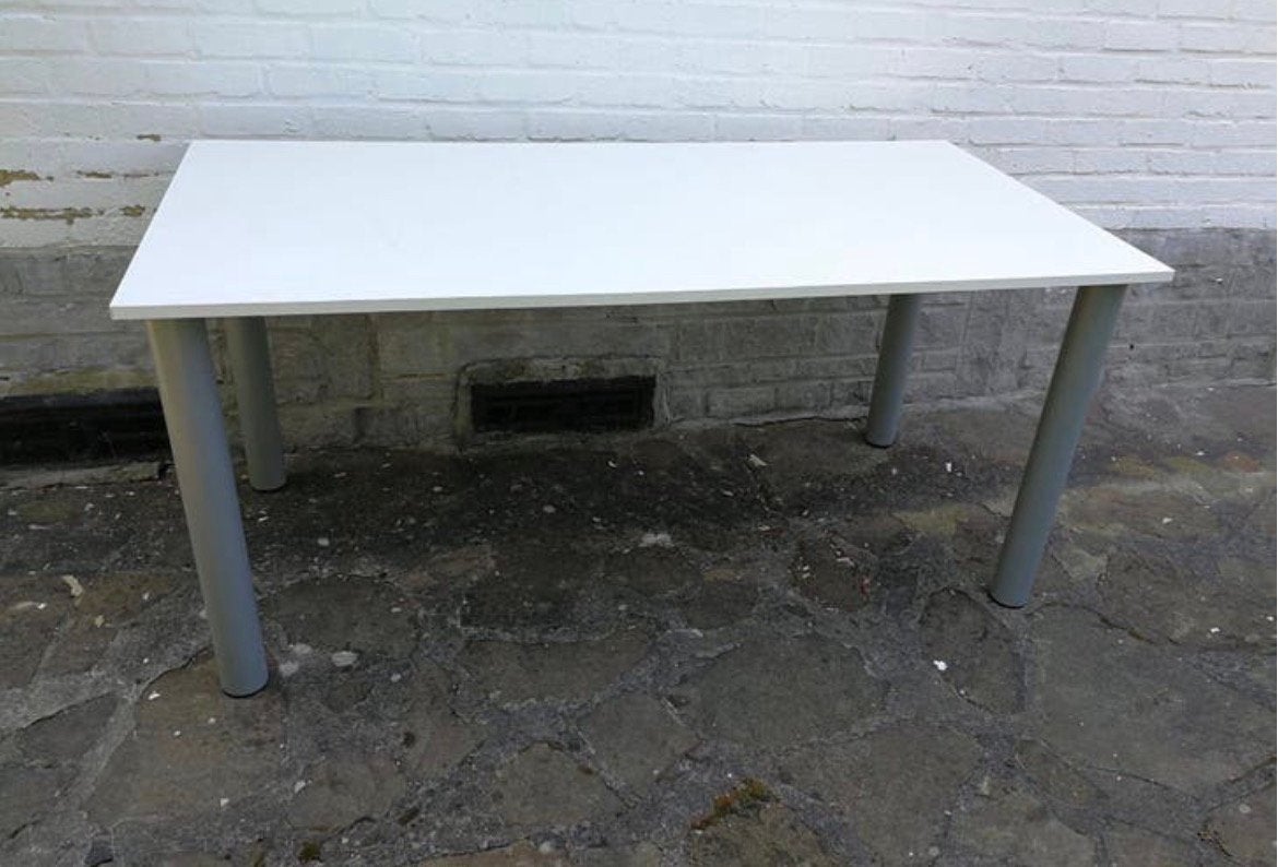 Tafel of bureau met verstelbare roestvrijstalen poten, Ophalen, Zo goed als nieuw, Rvs