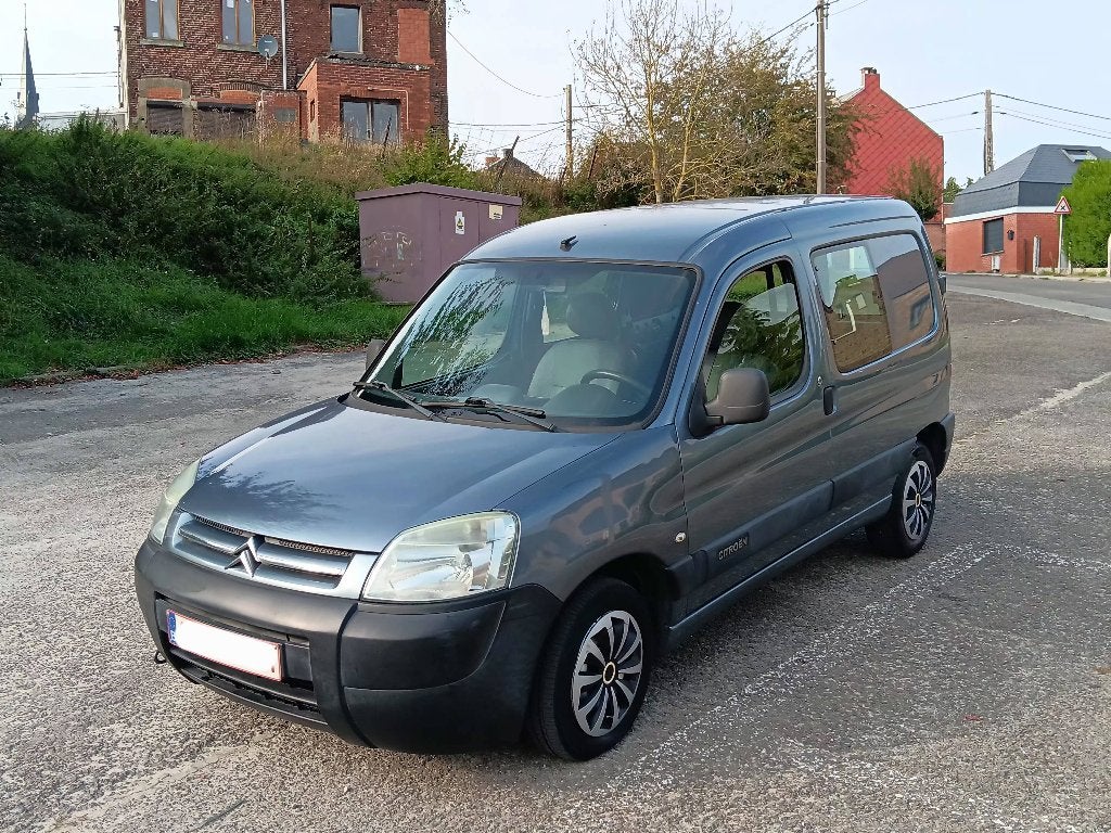 Citroën berlingo 1.6 HDI • 2006 • Clim • Utilitaire !, Auto's, Voorwielaandrijving, Dealer onderhouden, Stof, Elektrische ramen
