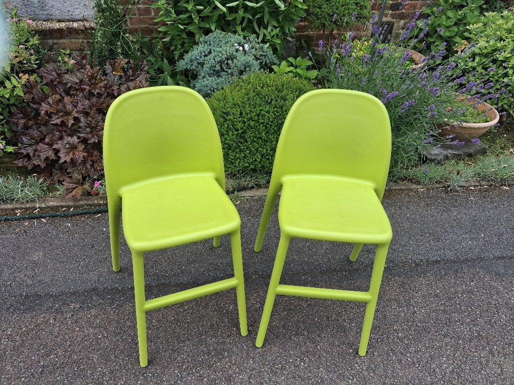 2 chaises URBAN IIKEA vert pomme, Maison & Meubles, Autres couleurs, Enlèvement, Utilisé, Moderne