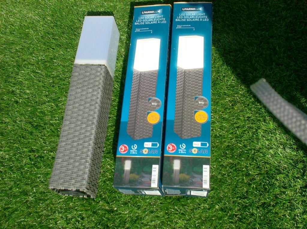 3 mooie tuinlampen op zonne energie grijs, Ophalen of Verzenden, Zo goed als nieuw, Kunststof, Staande lamp