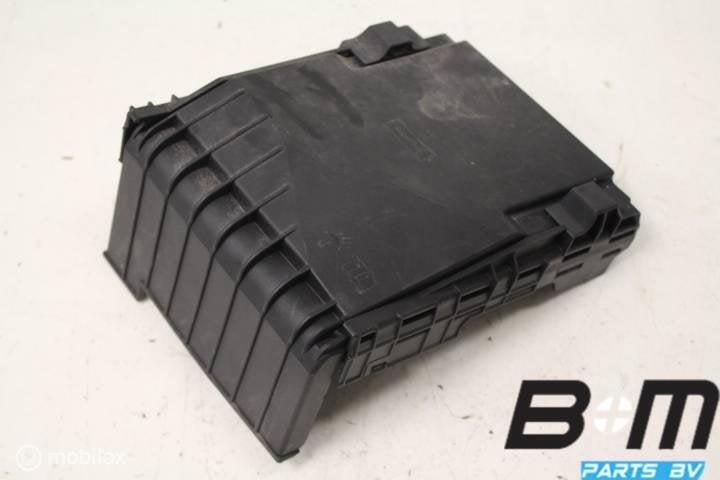 Deksel centraal elektrische kast VW Golf 6 GTI 1K0937132F, Utilisé