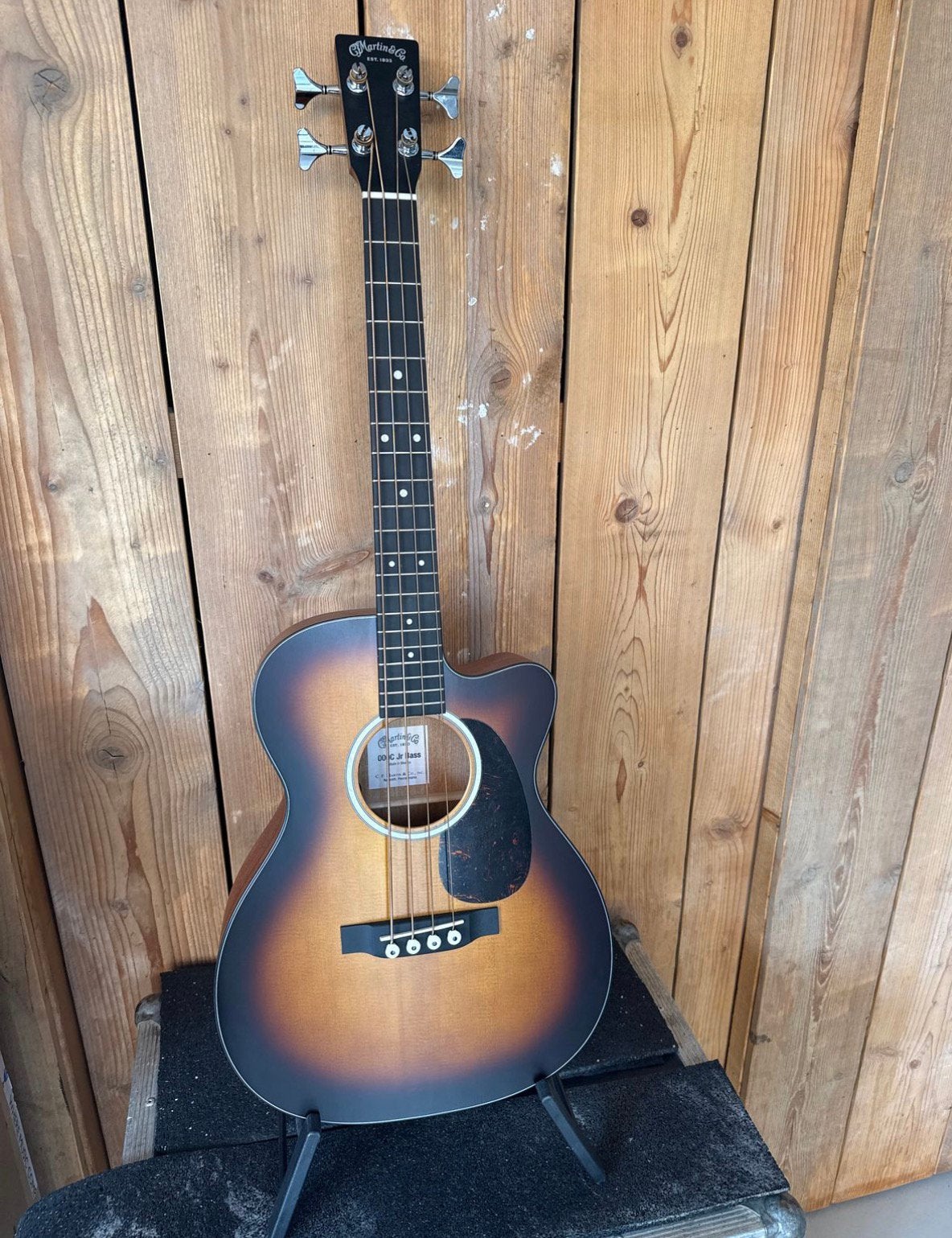 Martin 000c-jr10e sunburst bass, Musique & Instruments, Enlèvement ou Envoi, Comme neuf