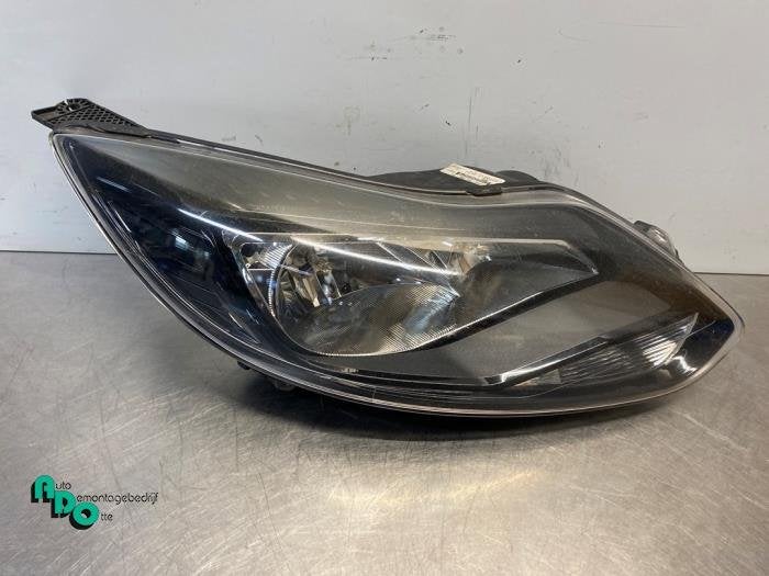 Koplamp rechts van een Ford Focus (Focus 11-), Auto-onderdelen, Gebruikt, -, -, Ophalen of Verzenden