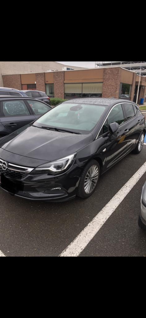 Opel astra innovation 1,6 diesel, Auto's, Opel, Voorwielaandrijving, 1600 cc, Zwart, Leder