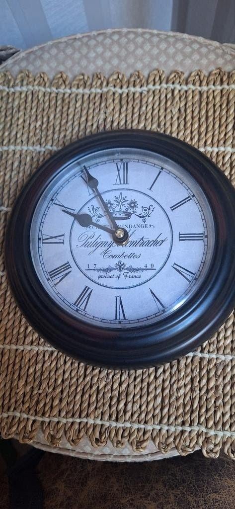 Chateau Vendange wandklok, Huis en Inrichting, Woonaccessoires | Klokken, Ophalen of Verzenden, Zo goed als nieuw, Analoog, Wandklok