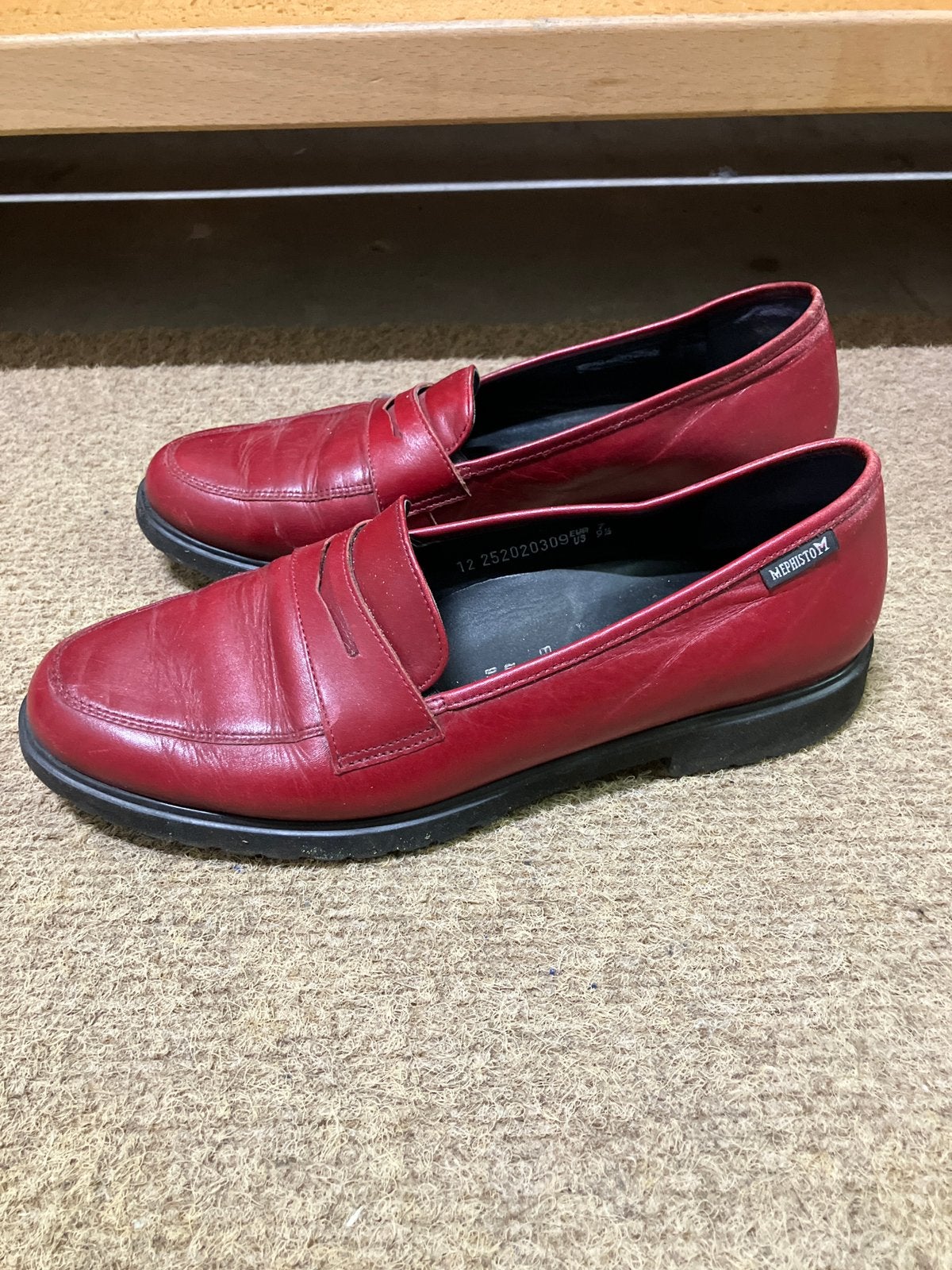 Mephisto rode lederen moccasins / instappers, Vêtements | Femmes, Chaussures, Enlèvement ou Envoi, Comme neuf, Sabots