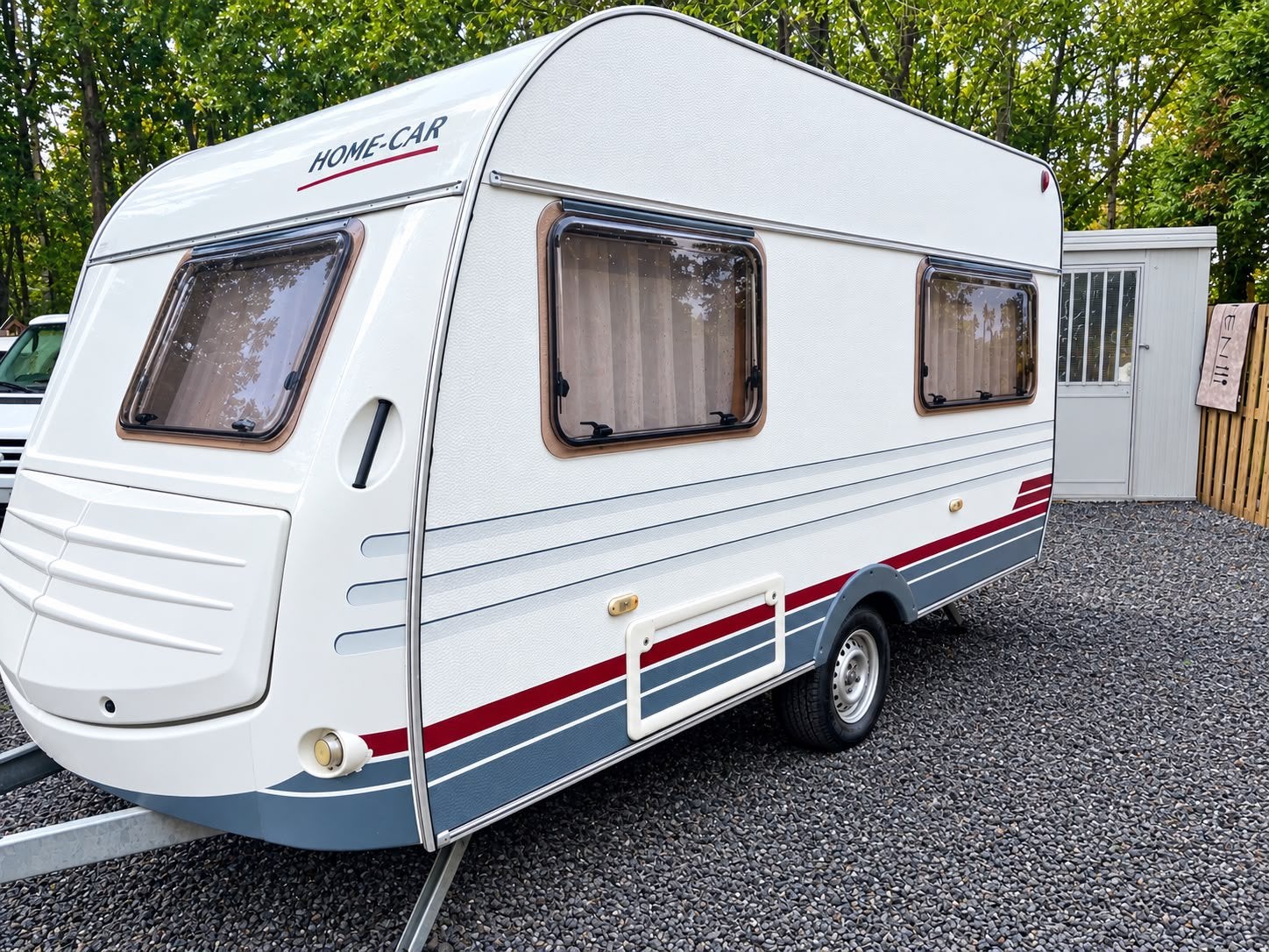 HOME-CAR RACER 39  met voortent  bj 2002, Caravans en Kamperen, Home-car, Frans bed, 750 - 1000 kg, Particulier