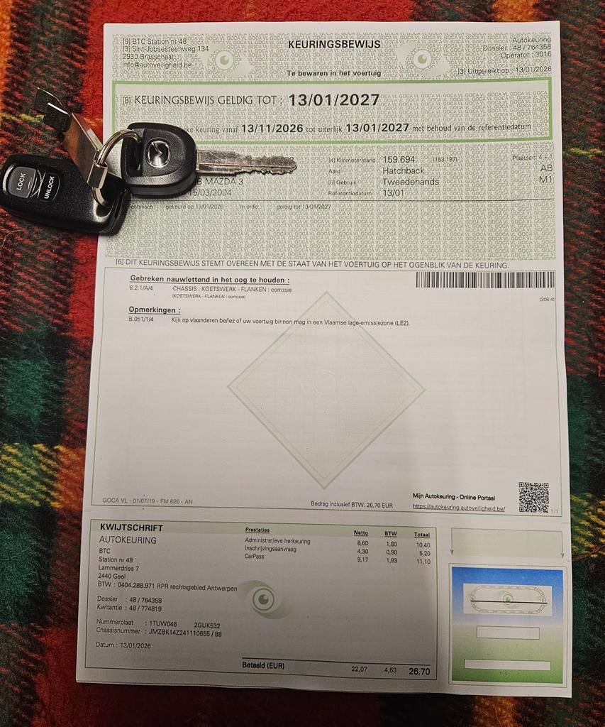 Mazda 3 van 2004 1.6 euro 4 Benzine met 169700 km, Auto's, Voorwielaandrijving, Stof, Zwart, 4 cilinders