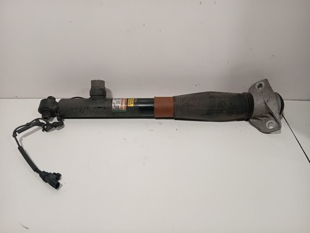 Schokbreker rechts achter Lexus RX, Onderdelen@venauto.nl, Van der Ven Autorecycling B.V., Gebruikt, Ettenseweg 76, 4706 PB Roosendaal, The Netherlands