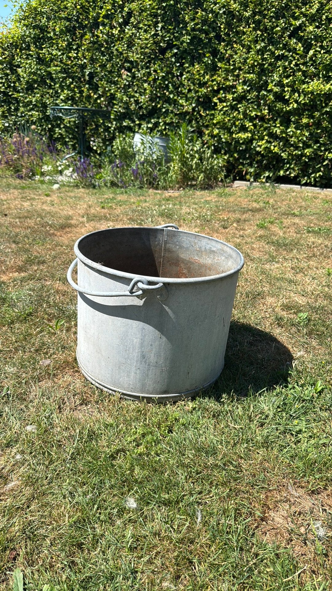 Zinken oude  ton emmer, Tuin en Terras, Bloembakken en Plantenbakken, Ophalen, Gebruikt