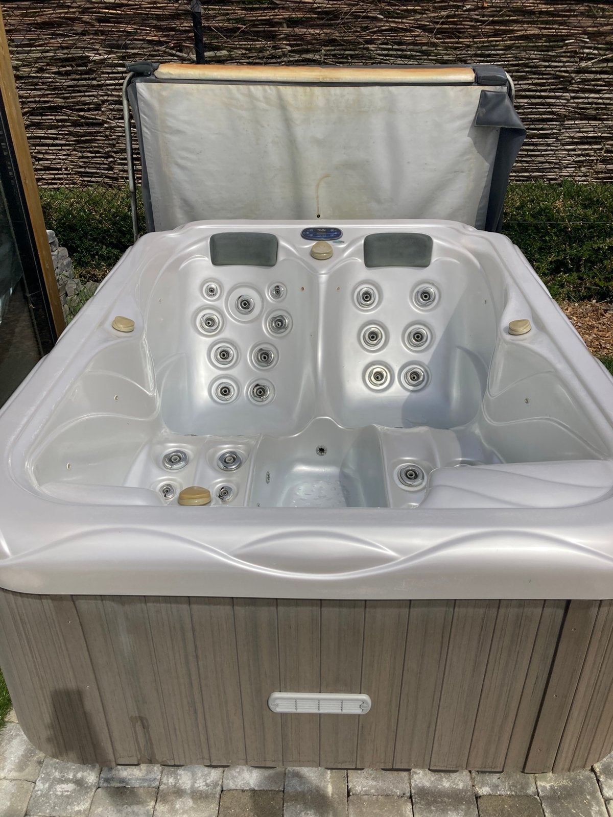 Jacuzzi wellis dominika 3 personen te koop, Tuin en Terras, Ophalen, Zo goed als nieuw