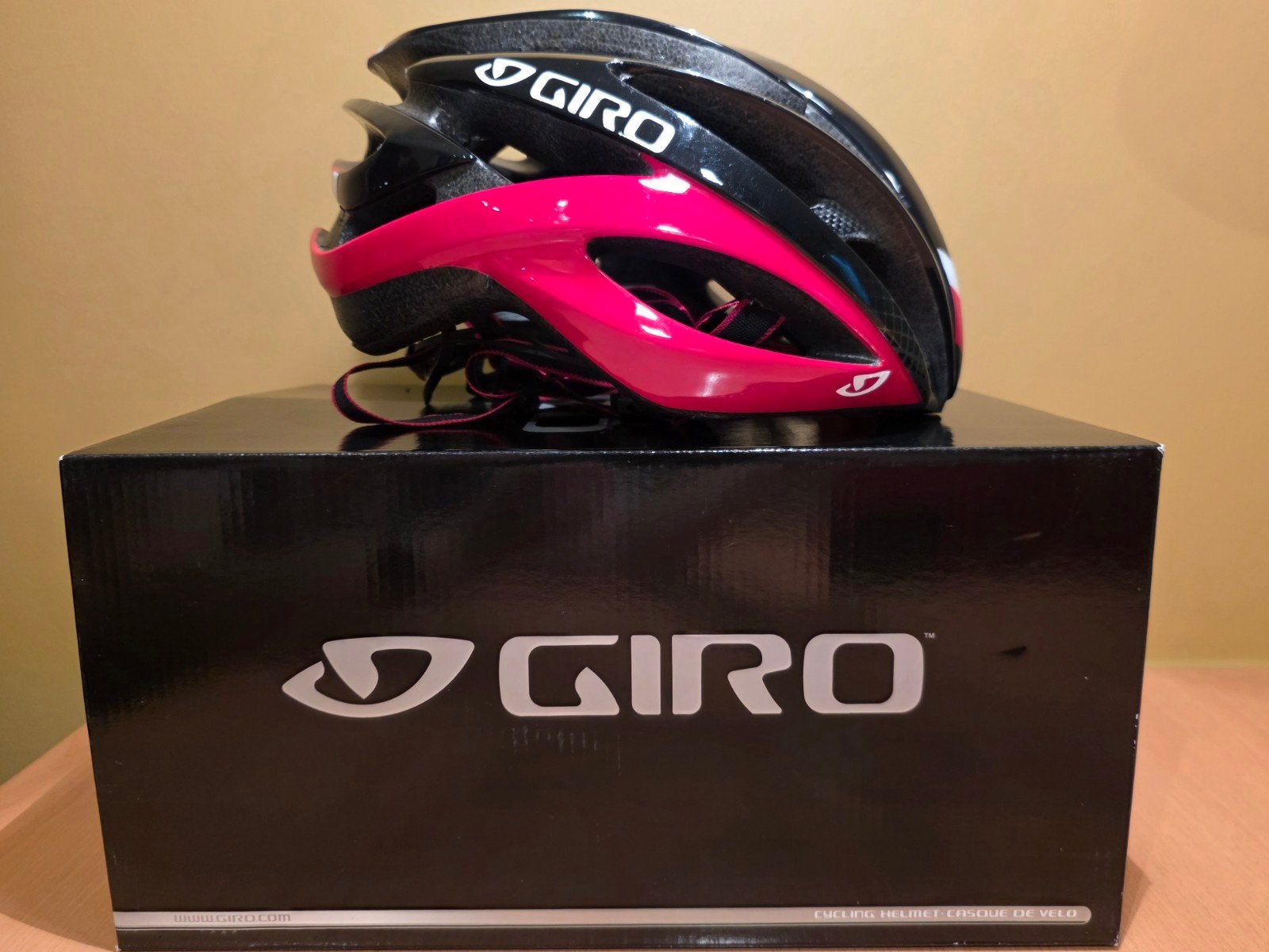 Fietshelm ATMOS Maat Large 59-63cm 319 gram, Fietsen en Brommers, Ophalen, Zo goed als nieuw, L, GIRO