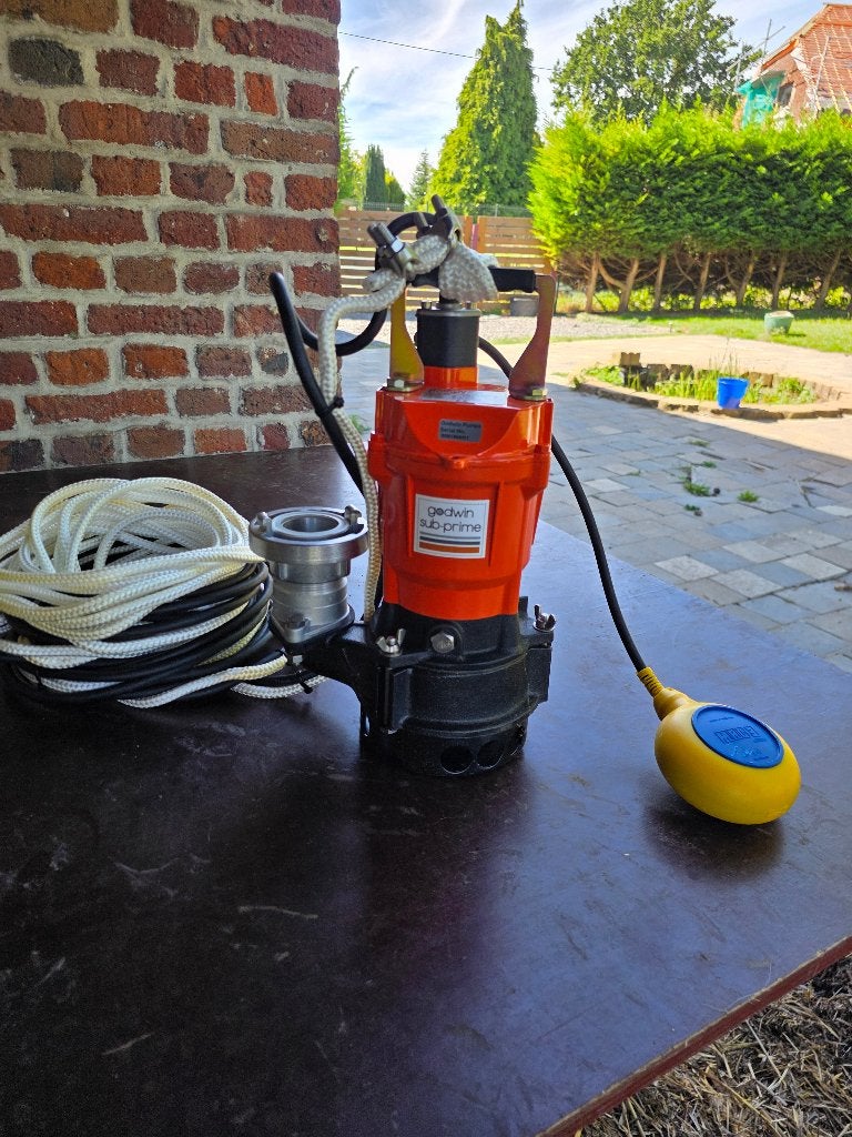 Pompe de relevage, Bricolage & Construction, Sanitaire, Enlèvement, Neuf