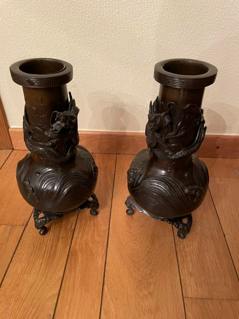 2 chineze bronzen vazen, Enlèvement