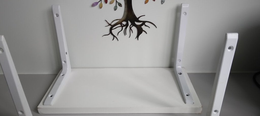 Ensemble composé de 4 supports en métal laqué blanc, Bois, Démontable, Comme neuf, Enlèvement