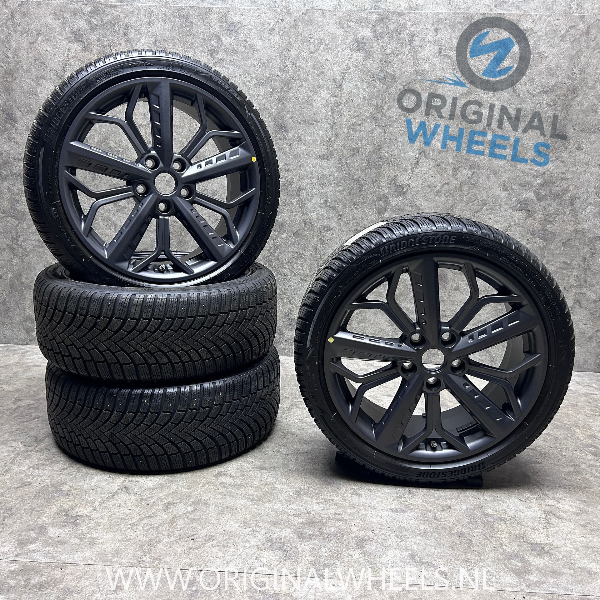 18 inch originele velgen + ☀️ of ❄️banden Hyundai I20 N I30, Auto-onderdelen, 18 inch, Gebruikt, -, -