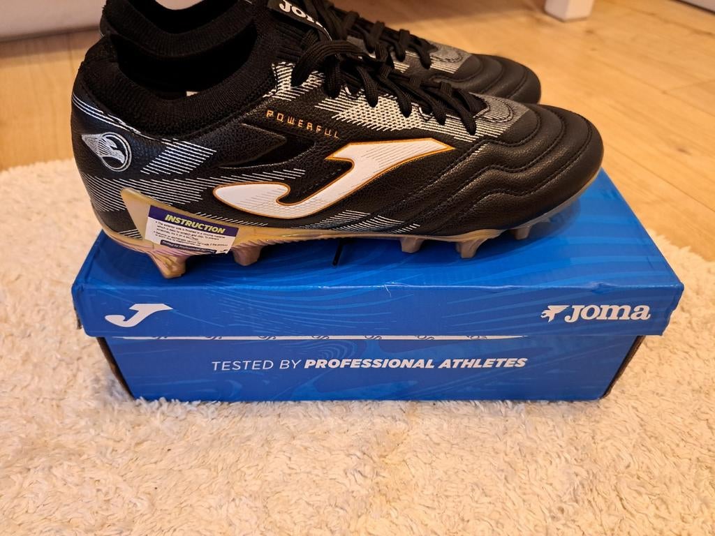 Voetbalschoenen Joma maat 42, Sport en Fitness, Honkbal en Softbal, Ophalen of Verzenden, Nieuw, Schoenen