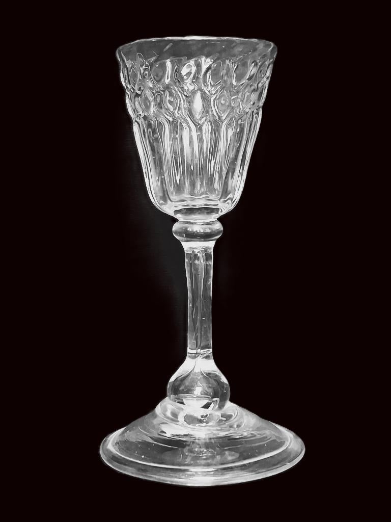 Verre à liqueur de Liège c1720, Envoi