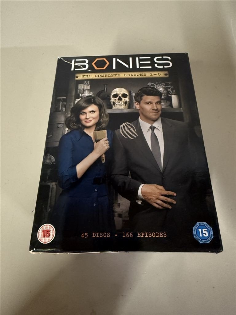 Bones dvd box season 1 - 8, Cd's en Dvd's, Dvd's | Tv en Series, Ophalen of Verzenden, Zo goed als nieuw