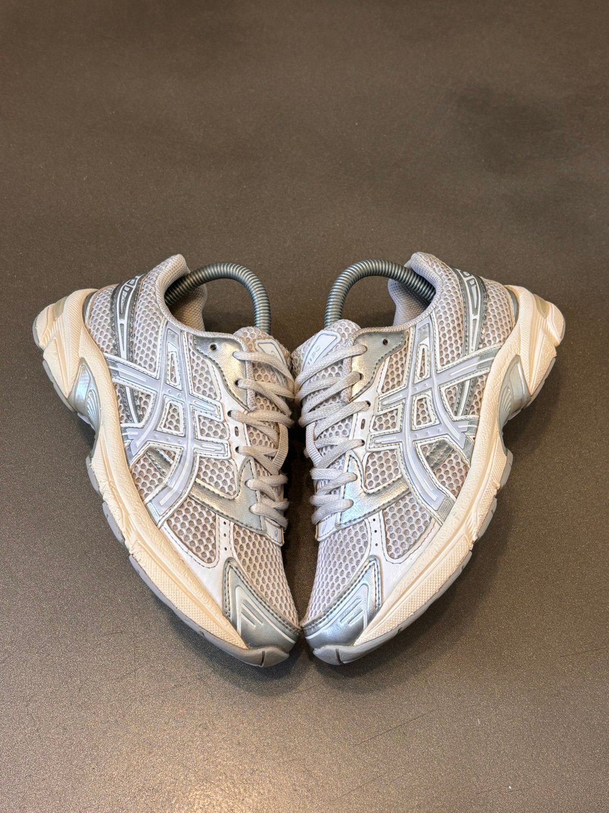 Asics 1130, Vêtements | Femmes, Chaussures, Enlèvement ou Envoi, Sneakers et Baskets, Porté, Blanc