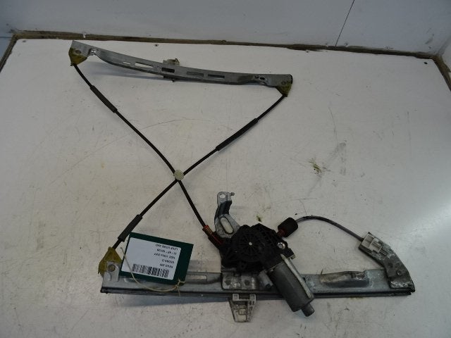 VITRE MECANISME AVANT DROIT Peugeot 206 (2A / C/H/J/S) (?), Autos : Pièces & Accessoires, Kontakt-peugeot@peugeot.com, Utilisé