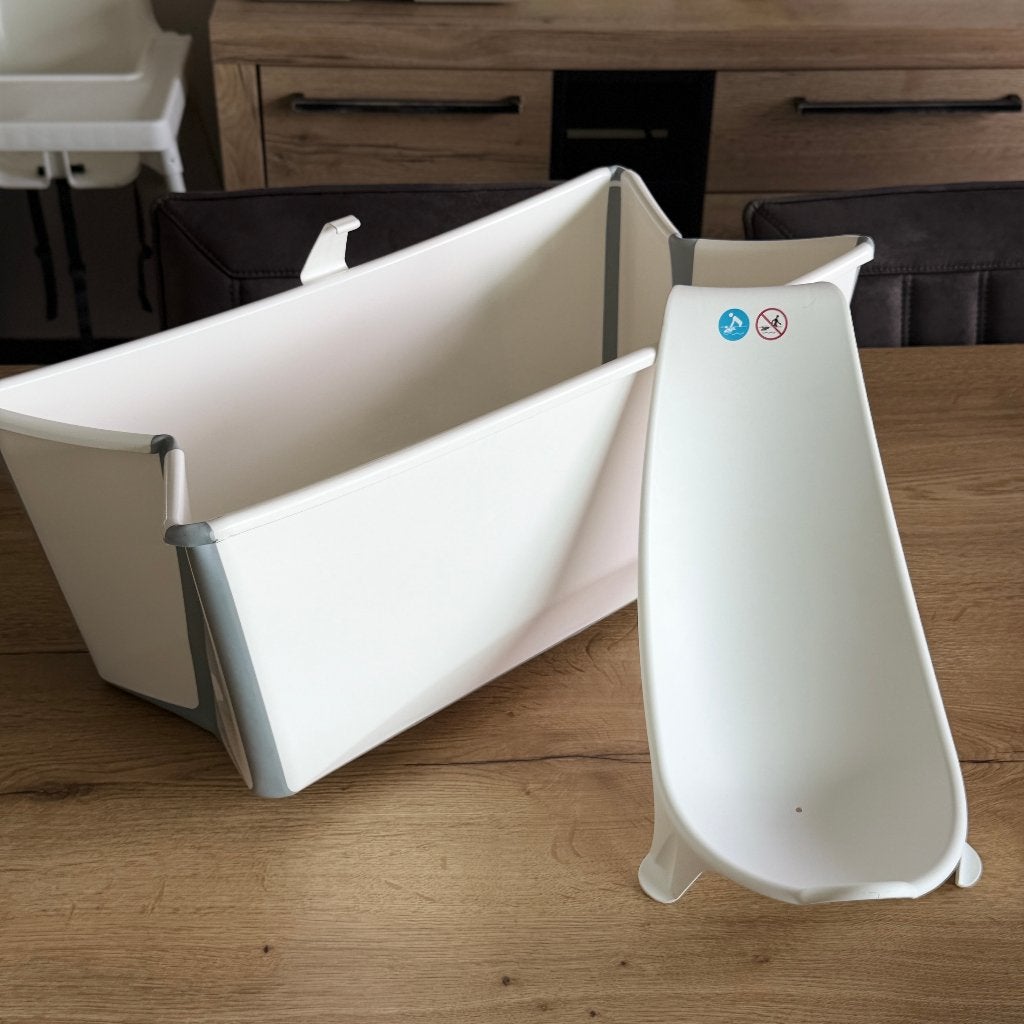 Stokke Flexi Bath opvouwbaar babybadje + Newborn Support, Enfants & Bébés, Bains & Soins, Autres marques, Enlèvement, Utilisé