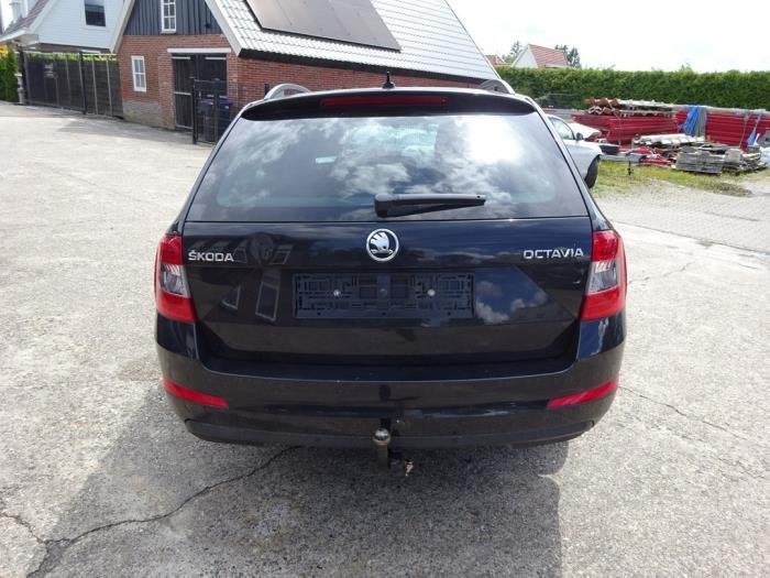 Trekhaak van een Skoda Octavia, Auto-onderdelen, Ophanging en Onderstel, Skoda, Gebruikt, 3 maanden garantie, Ophalen of Verzenden