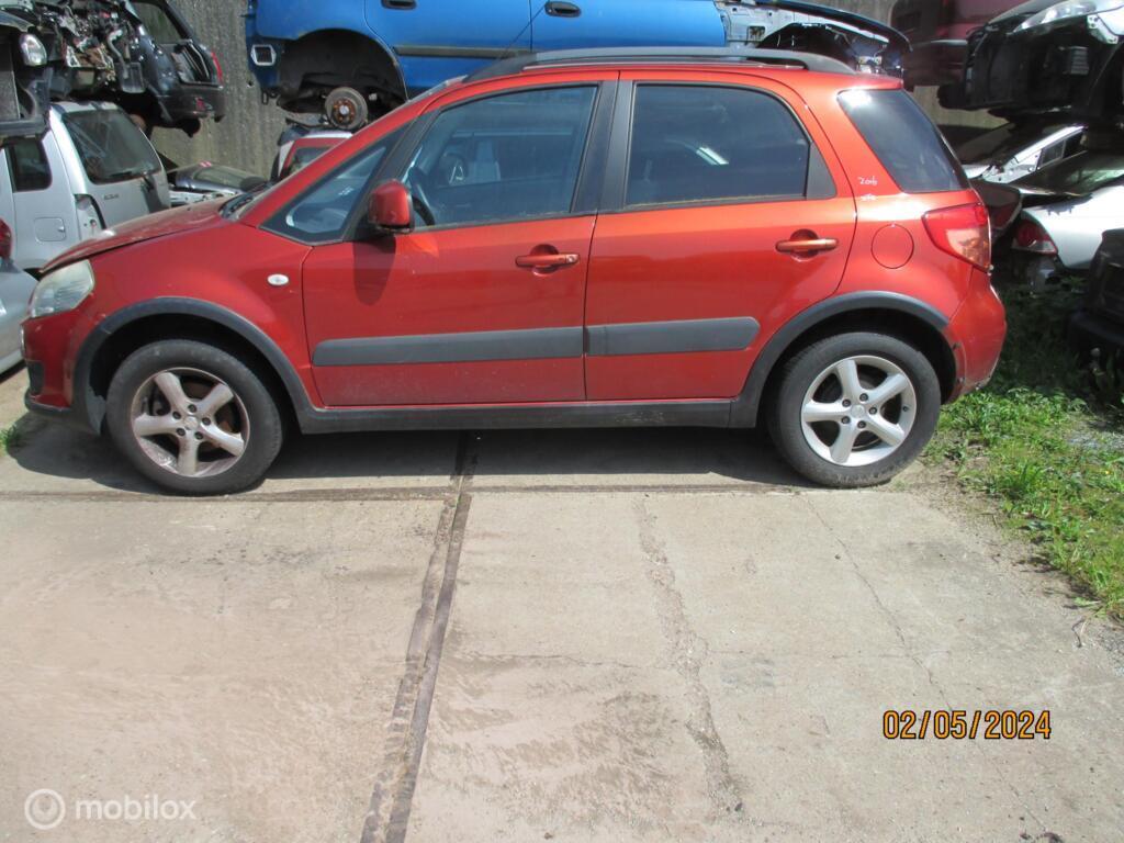 Onderdelen Suzuki SX4 1.6 4Grip Comfort 2006, Suzuki, Gebruikt, Suzuki