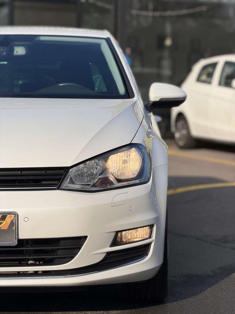 Volkswagen Golf Golf 1.2 TSI Allstar DSG*AUX* Garantie, 12 m, Auto's, Gebruikt, 4 cilinders, Wit, Bedrijf