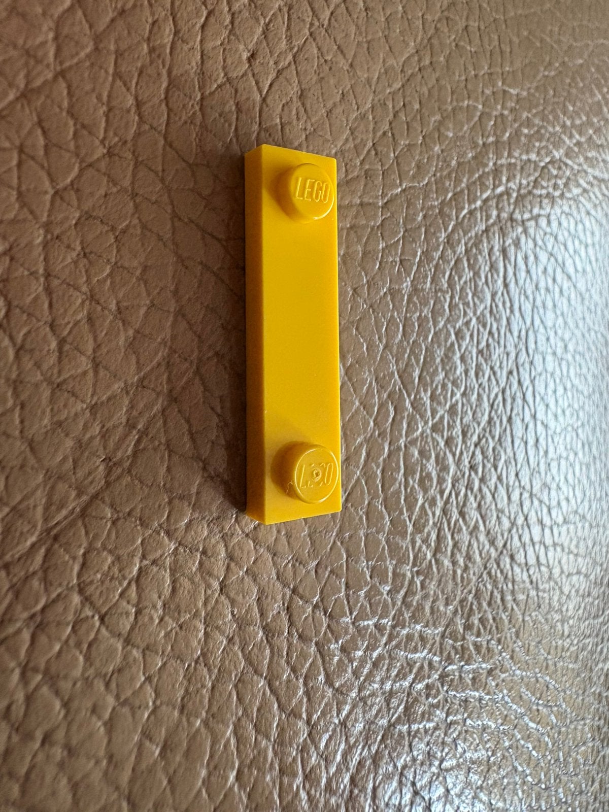 Gezocht 1x4 geel, Enlèvement ou Envoi, Comme neuf