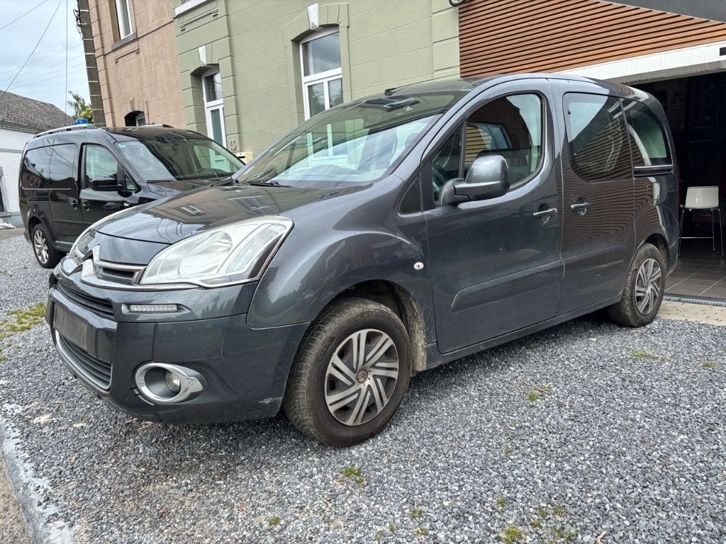 Citroen Berlingo 2014 1.6 hdi pas de clime, prévoir FAP, Achat, Entreprise, Boîte manuelle, Bleu