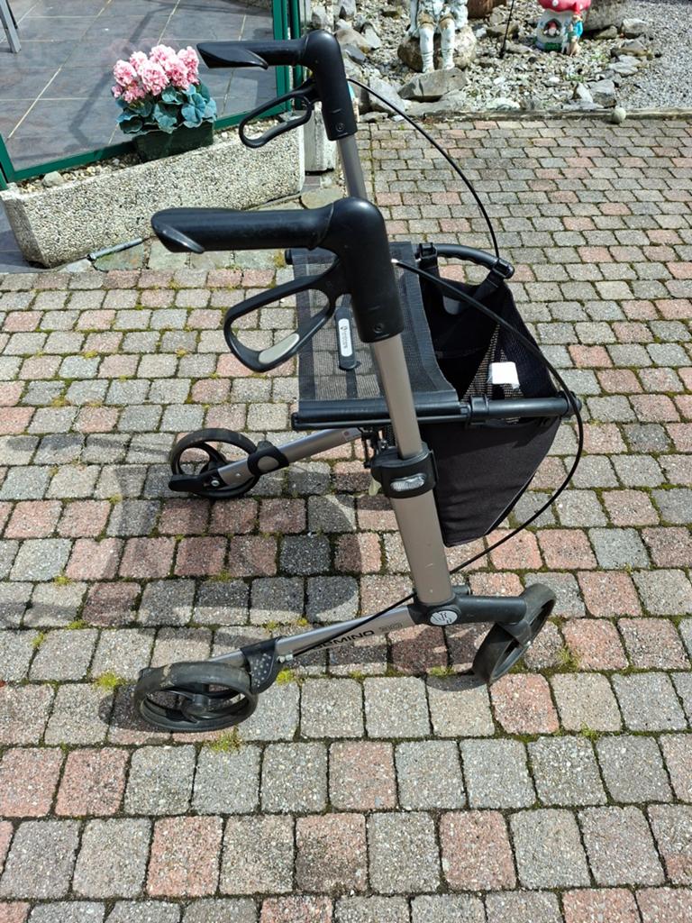 Rollator licht gewicht Gemino 30, Diversen, Rollators, Ophalen