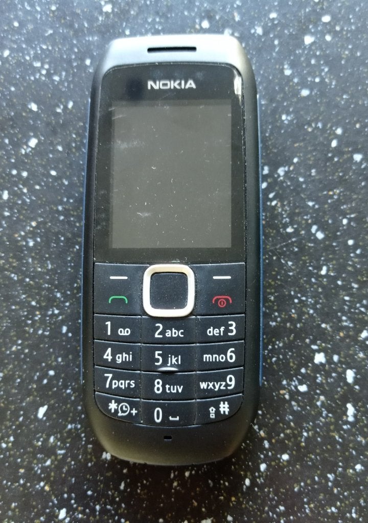 Oude GSM Nokia 1616, Enlèvement ou Envoi, Comme neuf, Noir, Clavier physique