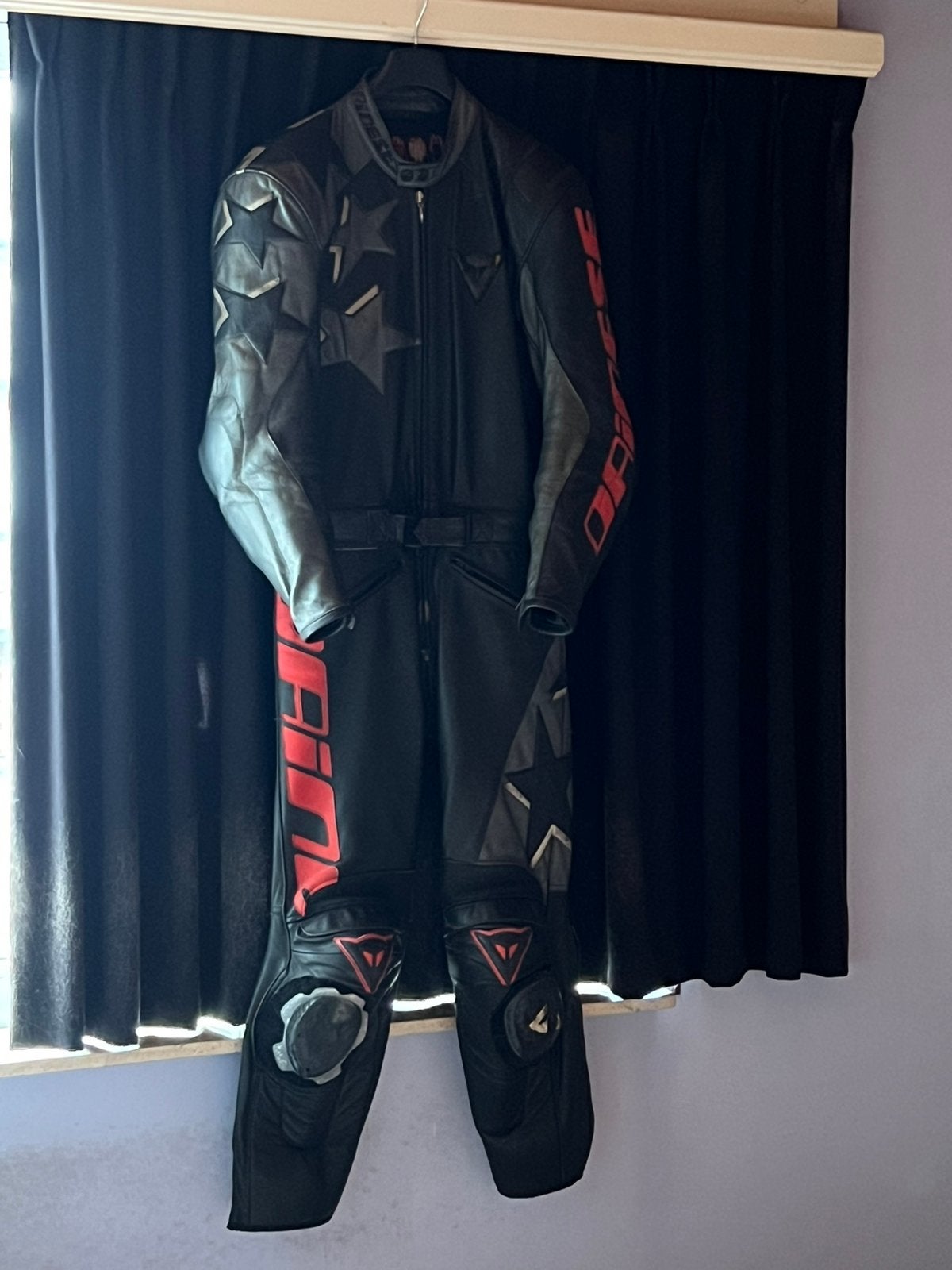 Dainese Motorpak 2 delig, Motos, Enlèvement, Seconde main, Hommes, Combinaison
