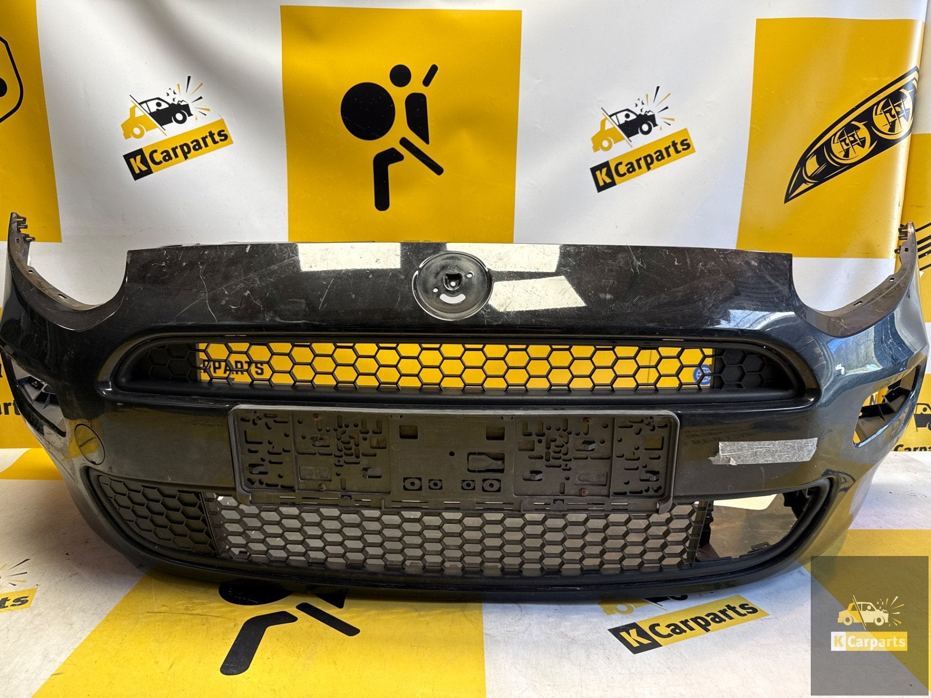 Voorbumper Fiat punto 2010-2016 735536139 bumper, Auto-onderdelen, Info@fabrikant.eu, Bumper, Fabrikant BV, Gebruikt