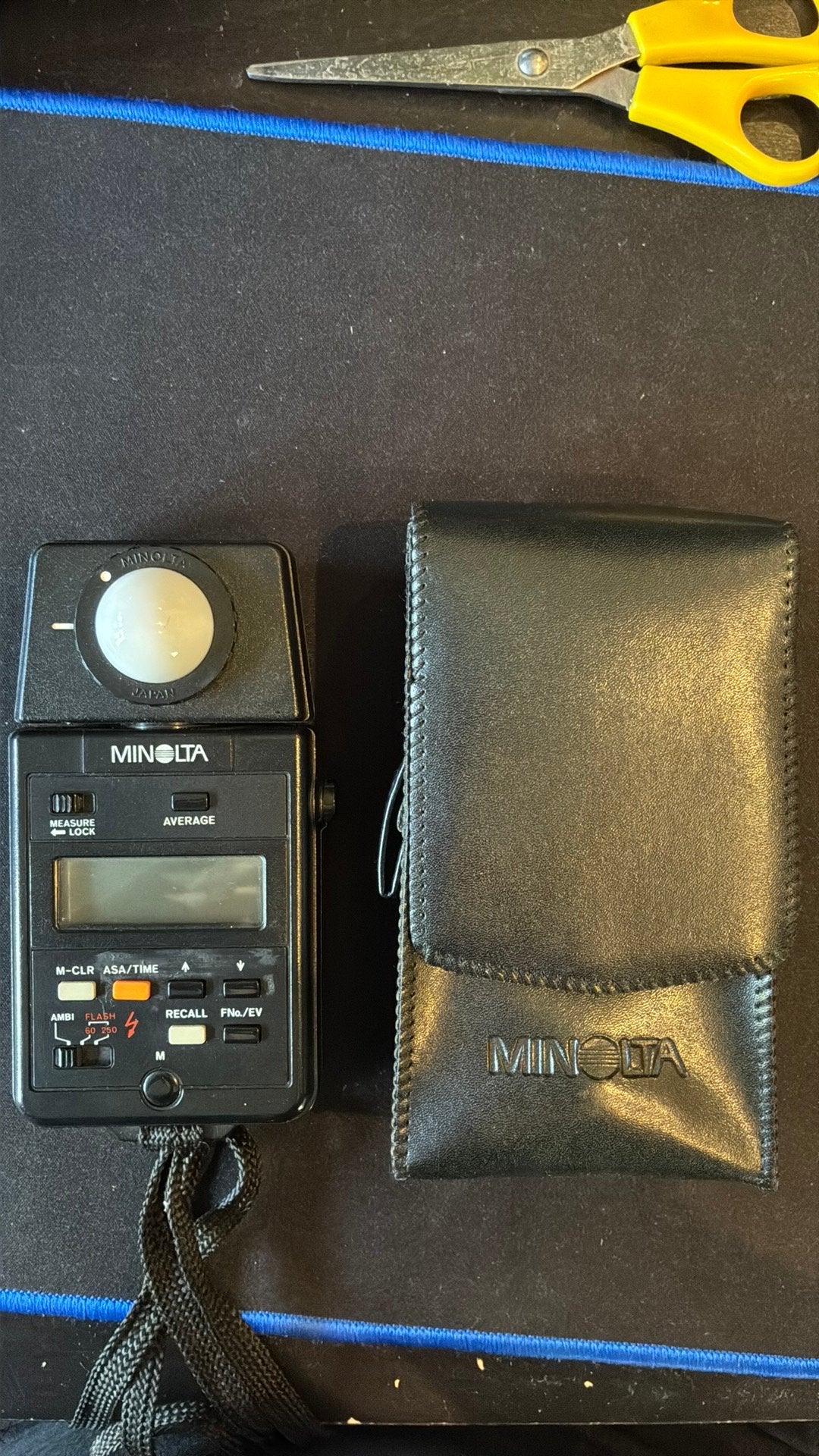 Minolta lichtmeter met bijpassende etui, Audio, Tv en Foto, Foto | Flitsers, Ophalen, Zo goed als nieuw, Belichtingsmeter, Minolta